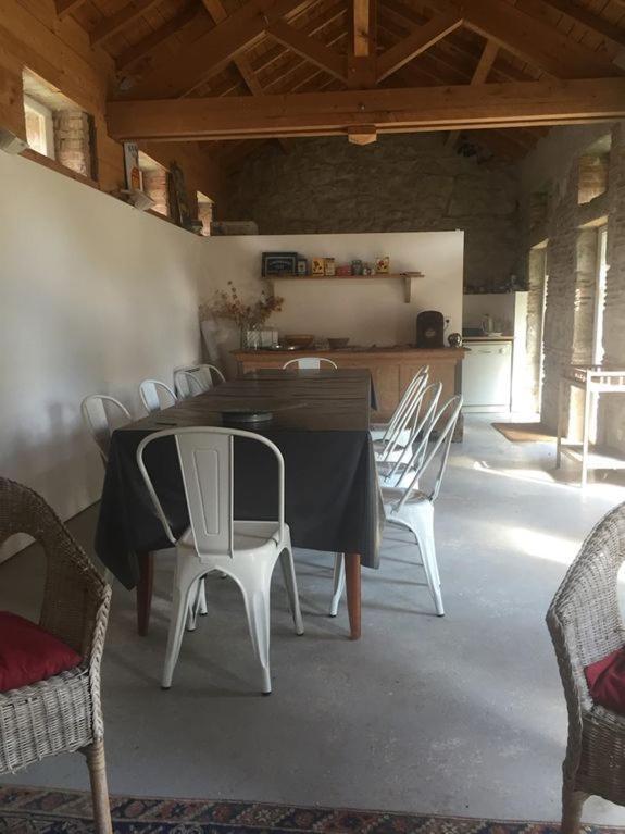 Le Rozet Bed & Breakfast Vendat Luaran gambar